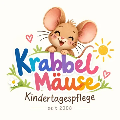 Logo der KrabbelMäuse Kindertagespflege Lübeck: eine lachende Maus über dem bunten Schriftzug
